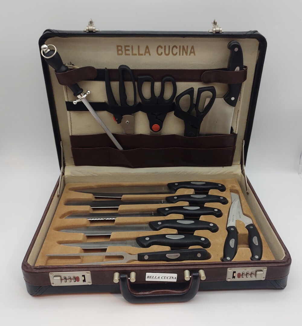 Bella Cucina Carving Set